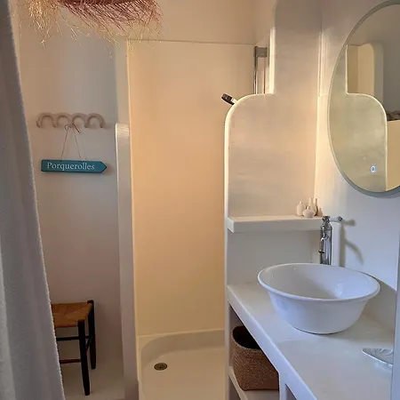 Appt Cosy Vue Panoramique A Giens - Plages A Pieds Appartement